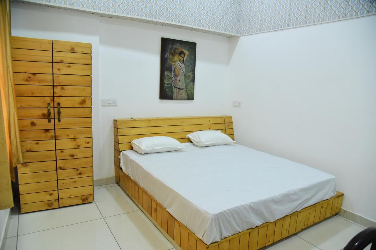 Nutz Backpackers Hostel Amritsar Exterior photo