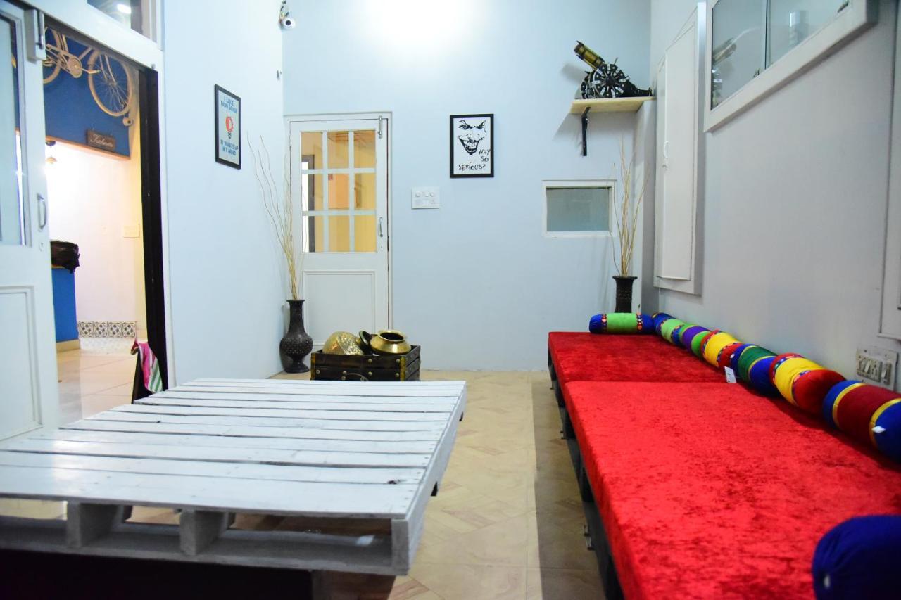 Nutz Backpackers Hostel Amritsar Exterior photo